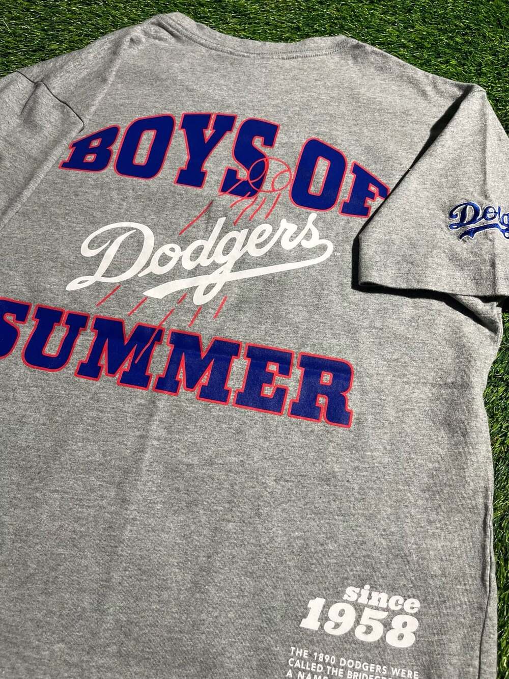 Mitchell & Ness Los Angeles Dodgers Team Origins T-Shirt Size L Gray
